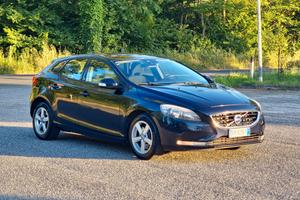 Volvo V40 D2 Geartronic R-design Momentum N1 2015-