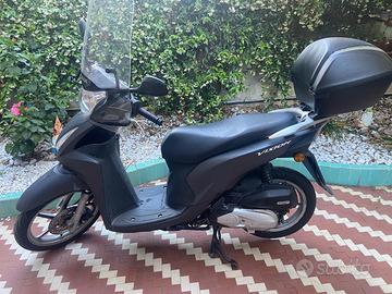 scooter Honda Vision 110