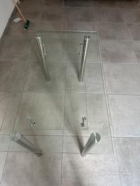 Scrivania in vetro e acciaio