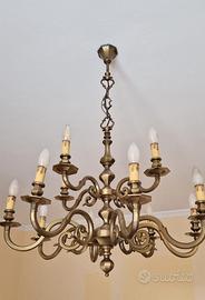 Lampadario classico in ottone