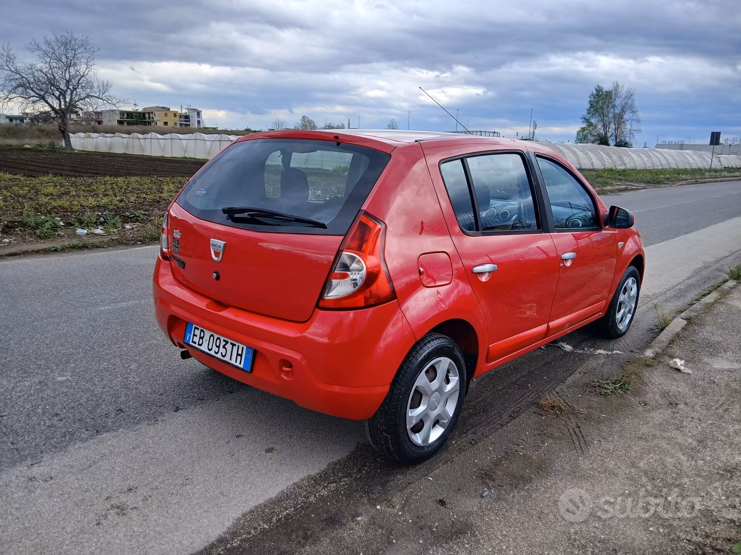 Dacia Sandero 2010 photo 4