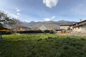 TER. RESIDENZIALE A FENIS