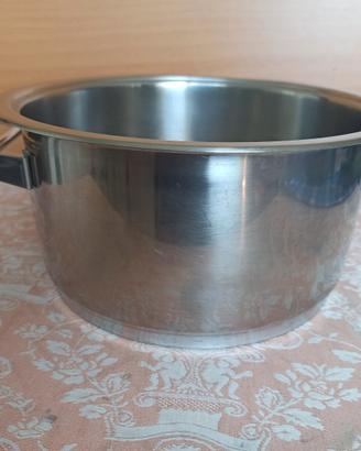  3 pentole inox di marca con 2 coperchi