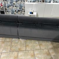 divano in perfette condizioni