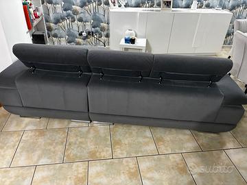 divano in perfette condizioni