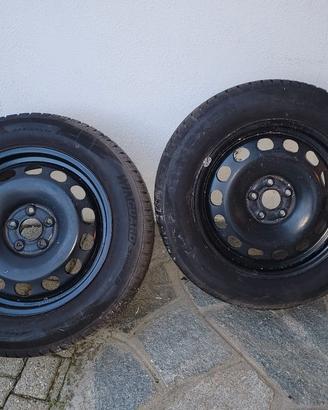 cerchi in ferro + gomme
invernali 16 Volkswagen 