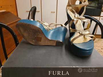 Zeppe Sandali FURLA oro-petrolio