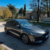 Ford Focus St-Line X