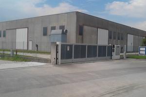Capannone industriale 2400mq Chiopris Viscone (Ud)