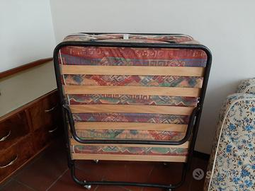 2 Letti richiudibili