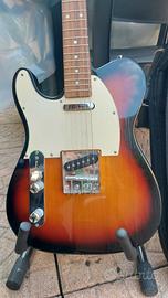 chitarra elettrica mancina con custodia