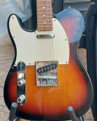 chitarra elettrica mancina con custodia