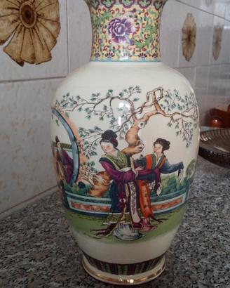 Vaso cinese decorato
