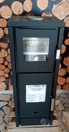 Stufa a legna con forno