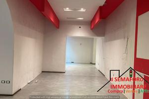 Locale Commerciale a Partinico (Rif.1393)