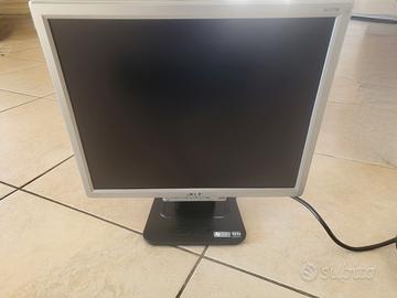Monitor Acer LCD AL 1716.