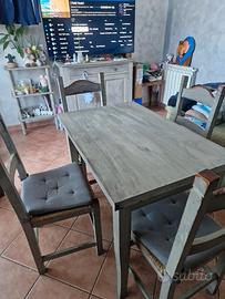 tavolo per cucina con sedie 