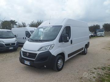 Fiat Ducato furgone medio alto
