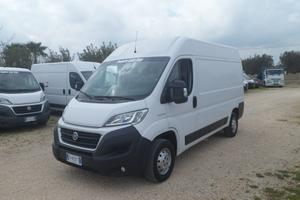 Fiat Ducato furgone medio alto
