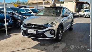 Volkswagen Taigo 1.0 TSI 110 CV R-Line (TETTO APRI