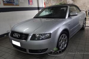 Audi A4 Cabriolet 2.4 V6 30V cat