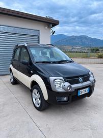 FIAT PANDA CROSS 1.3 Mjet 69 CV - GANCIO TRAINO