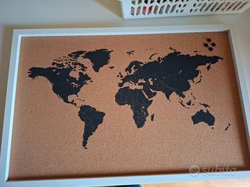 Mappa mondo in sughero