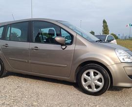 RENAULT MODUS 1.5 dCi DEL 2011