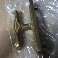 maniglie per finestre con le aste 