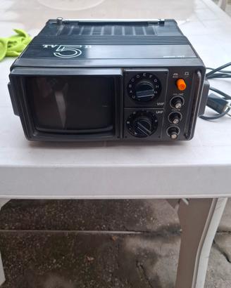 Televisore portatile vintage Inno Hit TV 5B – anni