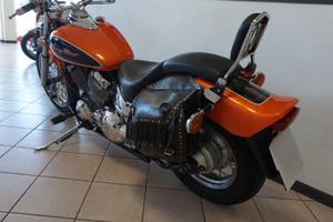 YAMAHA XVS 650 DRAGSTAR