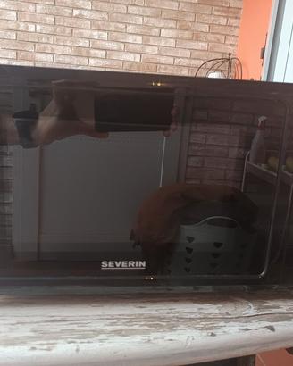 Microonde Severin 20lt 