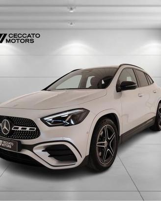 Mercedes GLA 180 AMG Line Premium auto
