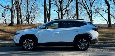 HYUNDAI Tucson 1.6 HEV 2WD excellent