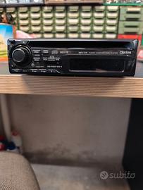 Autoradio della Clarion, vintage