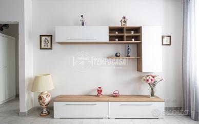 bilocale ristrutturato e arredato