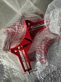 Set 4 pezzi morsetti a 90° MAI USATI
