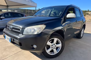 Toyota RAV 4 RAV4 2.2 D-4D 136 CV Sol