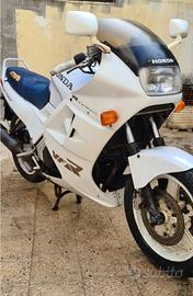 Honda VFR 750 - 1986