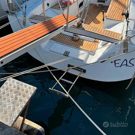 barca a vela da regata e crociera 