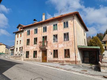 CASA INDIPENDENTE A ROANA