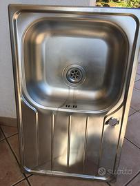 Lavandino in acciaio inossidabile