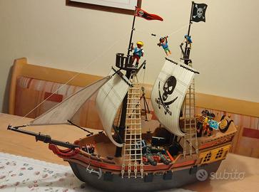 Playmobil Piratenschiff 