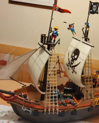 Playmobil Piratenschiff 