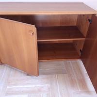 Vetrina moderna e mobile basso per soggiorno