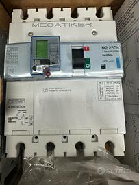Bticino automatico differenziale 250A 4 poli