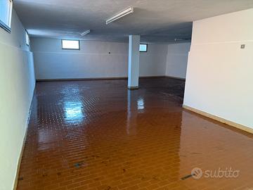 Magazzino/Deposito/Garage