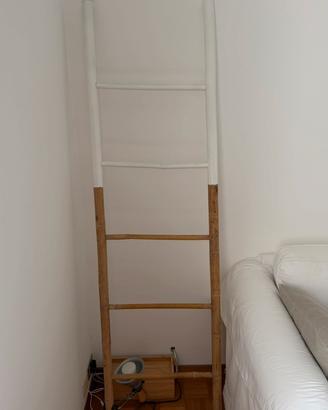 Scala Leit Dipeada in bambù Sklum
