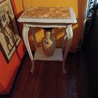 Tavolinetto vecchio risistemato