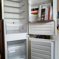 Frigorifero IGNIS da incasso con congelatore